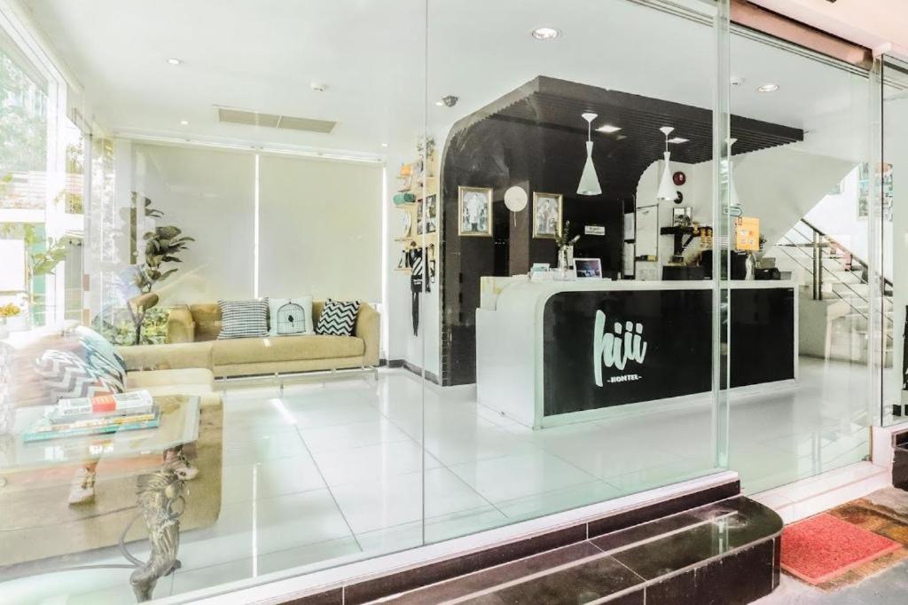Go Inn Thonglor 23 โกอินน์ ทองหล่อ 23 X Bangkok Ngoại thất bức ảnh