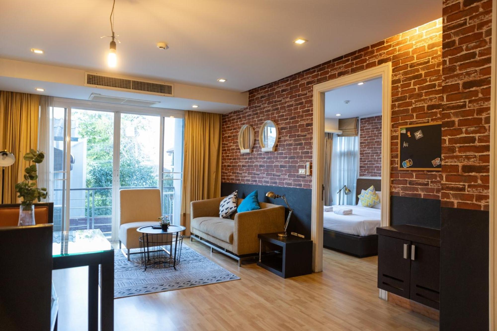 Go Inn Thonglor 23 โกอินน์ ทองหล่อ 23 X Bangkok Ngoại thất bức ảnh